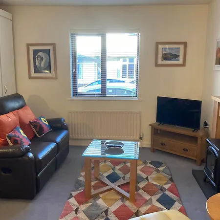 Holiday home Chaucer 1